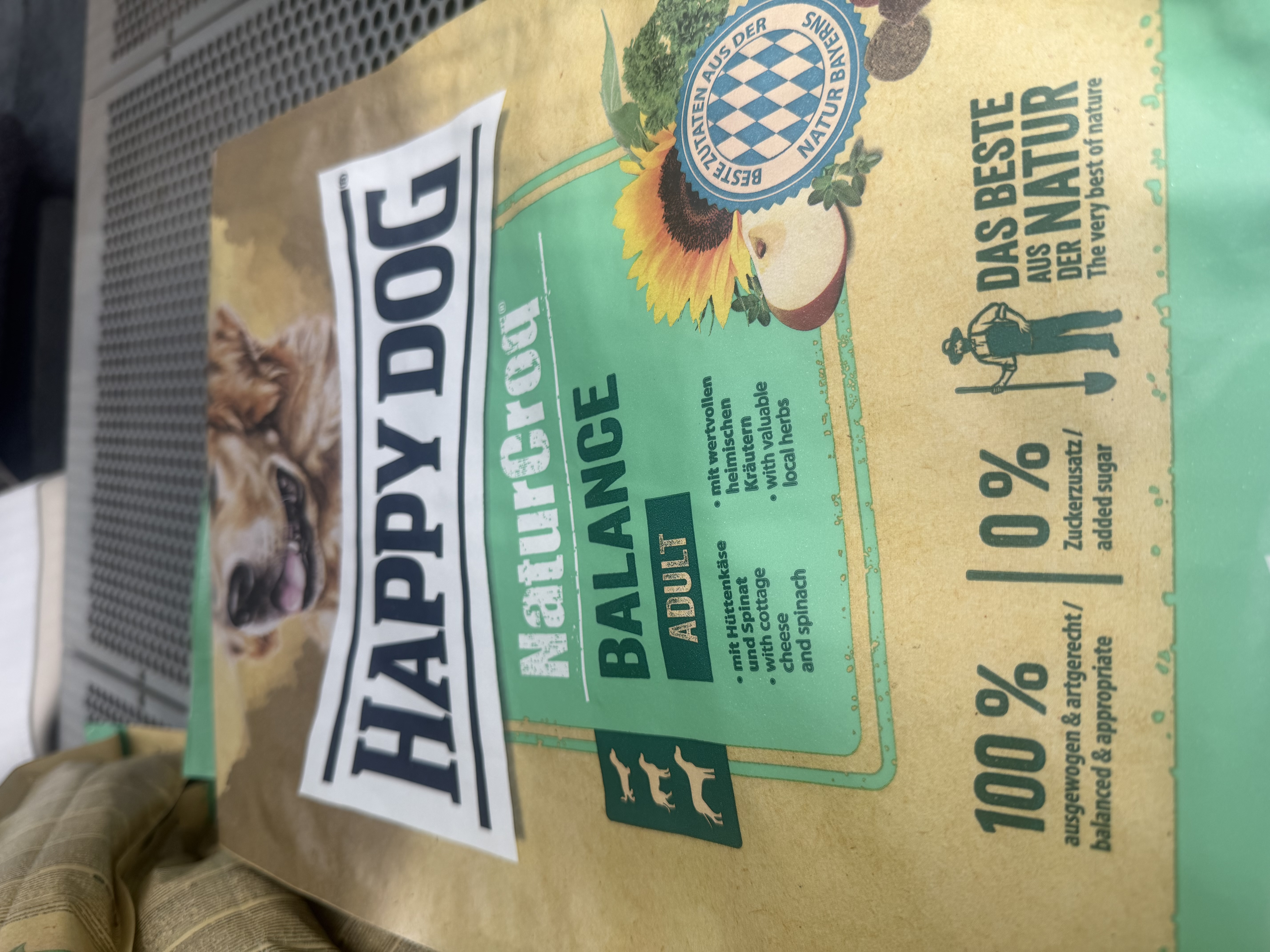 Happy Dog NaturCroq Balance Hüttenkäse & Spinat (Adult)
