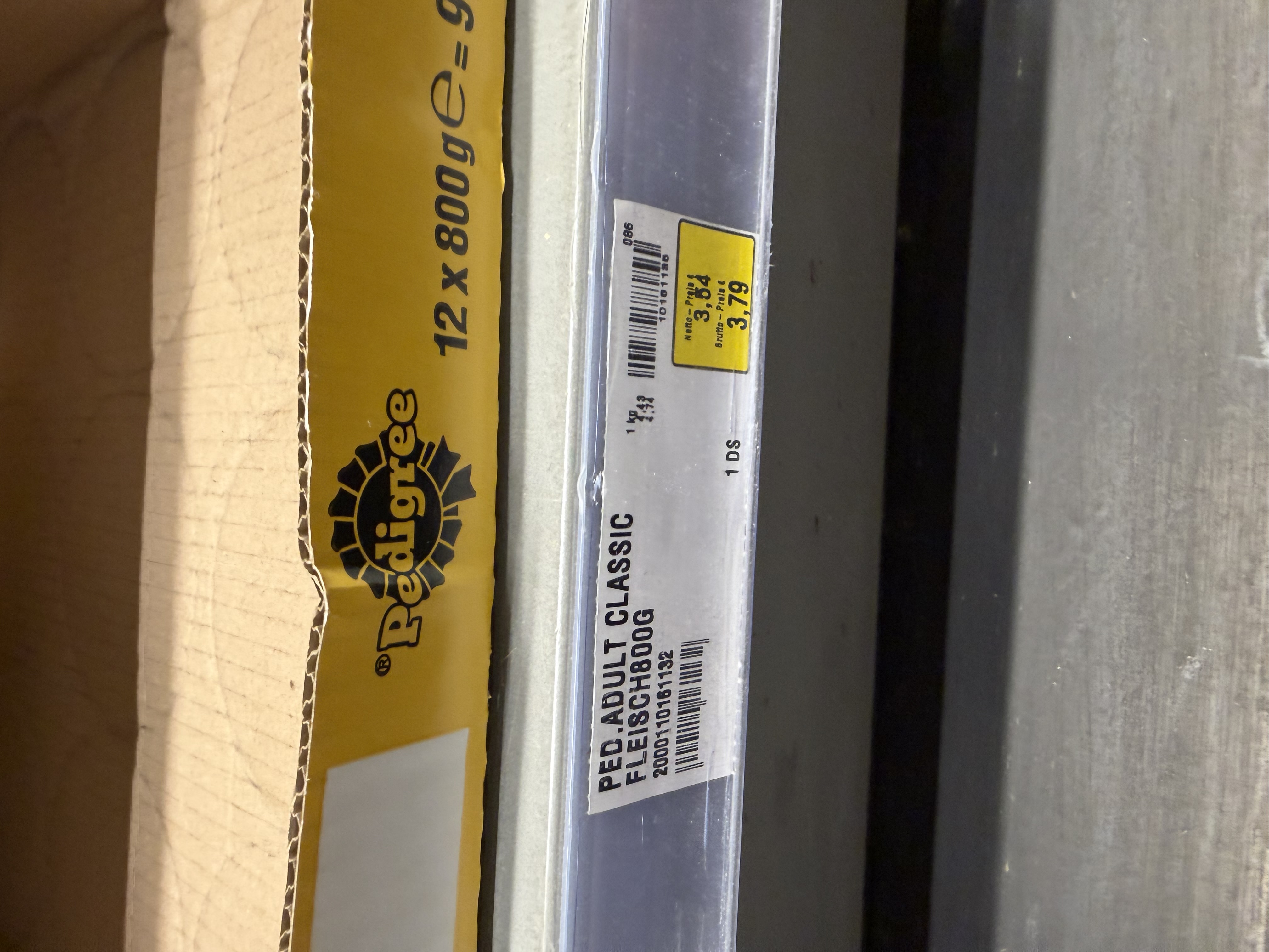 Pedigree Cuisine mit Rind- und Leber-Mix, Nudeln und Karotten in Sauce – Ansicht 2